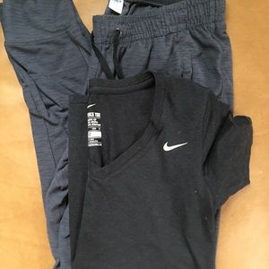 Nike Fitted Workout Short Sleeve Top